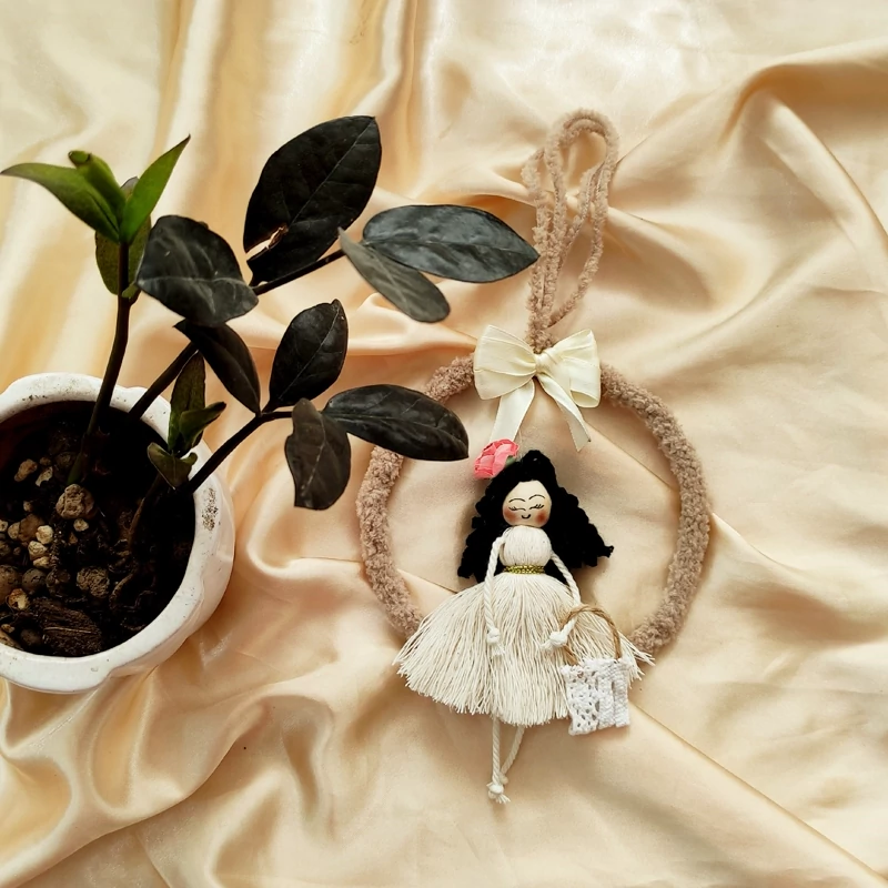 حلقه عروسک مکرومه